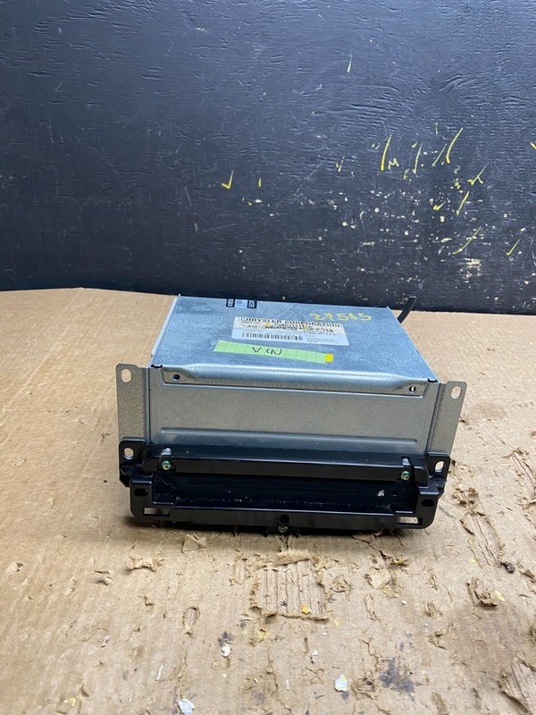 2011 to 2014 Dodge Charger Am Fm Cd Player Radio Receiver OEM Z7565 DG