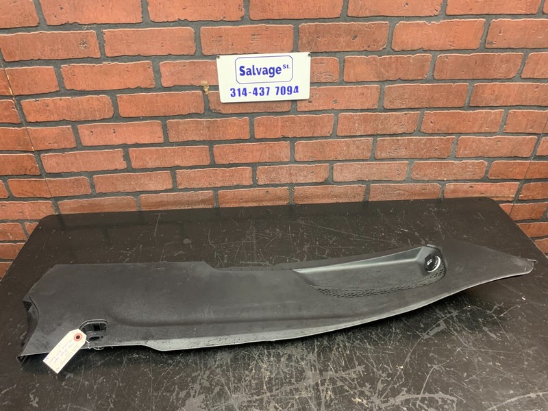 2015-2023 DODGE CHALLENGER CENTER CONSOLE RIGHT PASSENGER TRIM 5XQ84DX9AB OEM.