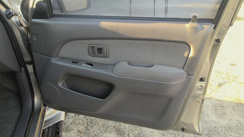 Front Door Trim Panel TOYOTA 4RUNNER Right 02 01 00 99 98 97 96