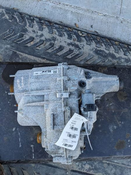 Transfer Case Classic Style ID 84467440 Fits 15-19 SIERRA 1500 PICKUP 1074743