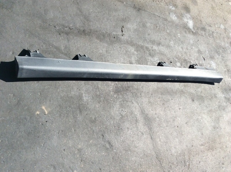 98-00 Honda Accord 4D Sedan Left Rocker Molding Used OEM