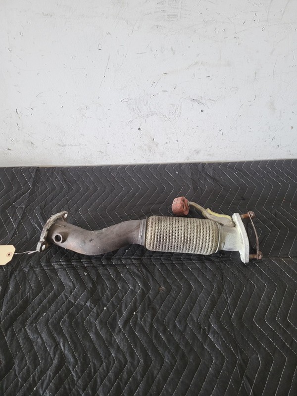 Used Oem Kia Front Exhaust Muffler Pipe for 2021-2023 Seltos 1.6L AWD