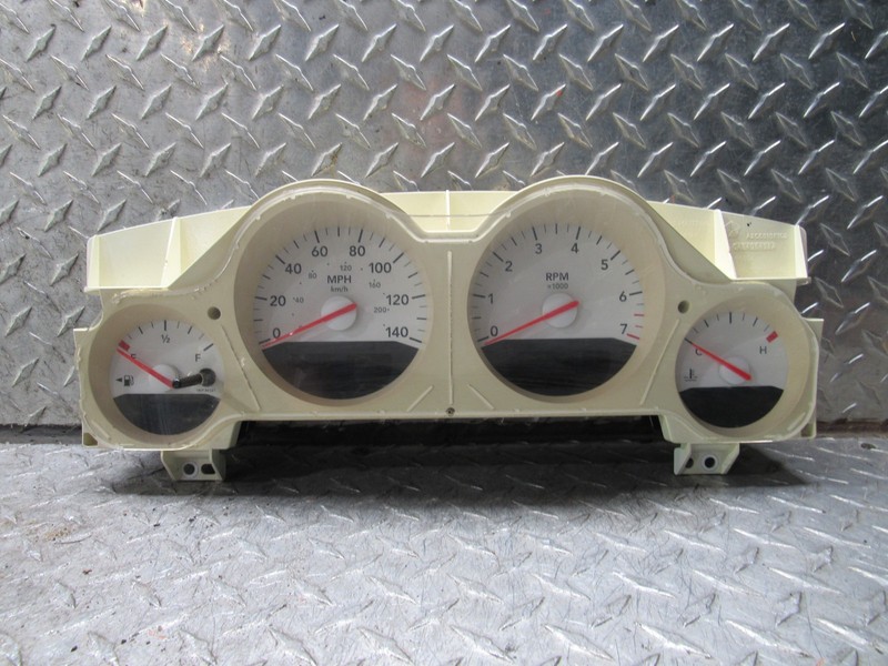 2007 2008 DODGE CHARGER SPEEDOMETER CLUSTER INTRUMENT 140 MPH, W/O INFO CENTER