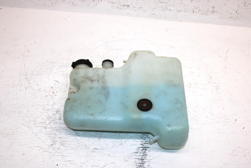 1994 Yamaha Vmax 600 Oem Oil Tank Assembly 3E1-85720-15-00 8AB-21751-01-00 SY25