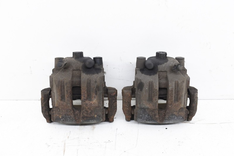2011 BMW E90 328xi Rear Left Right Brake Caliper Set Calipers OEM KW78