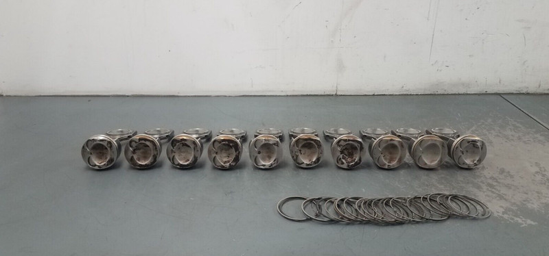 2017 Audi R8 5.2L V10Pistons / Connecting Rods - 10#4389 J3