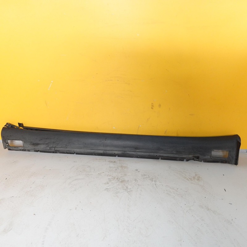 2011-2018 PORSCHE CAYENNE LEFT DRIVER SIDE SKIRT ROCKER PANEL MOLDING OEM