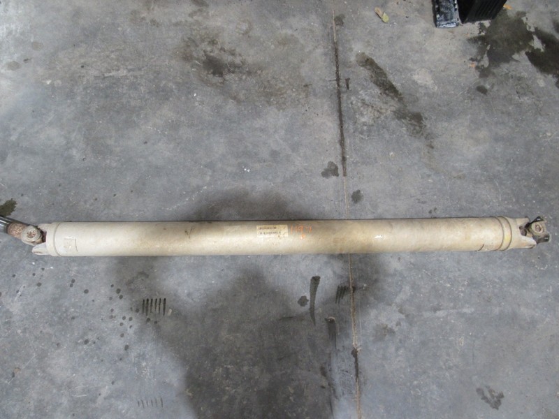 19 20 21 22 23 24 DODGE RAM 1500 STYLE NEW REART DRIVE SHAFT ( 6 LUG WHEEL )5.7L