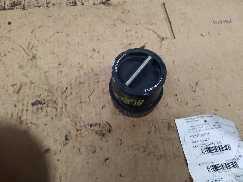 EXCURSION 2000 Locking Hubs 199313