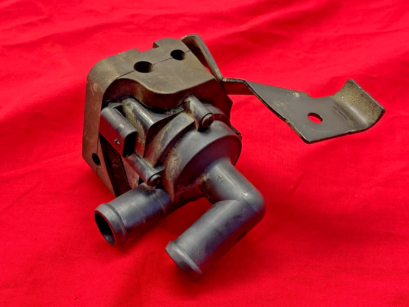 BMW F01 F06 F10 F12 550 650 750 N63 Auxiliary Electric Coolant Water Pump OEM✅