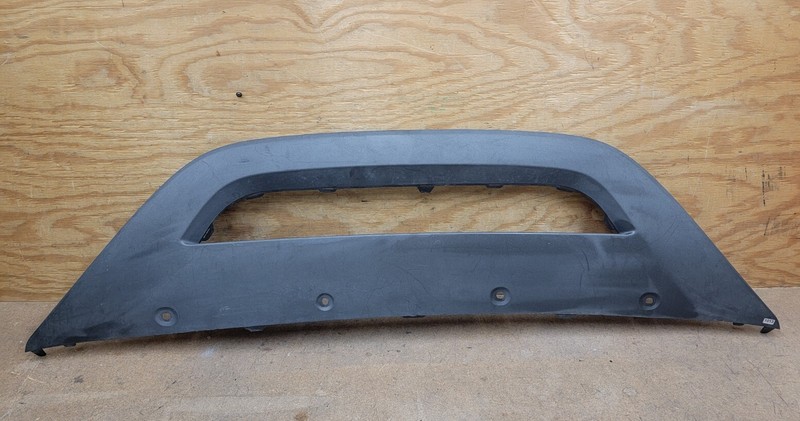 2015 2016 Honda CR-V LX Front Lower Bumper Garnish Valance OEM 71110-T1W-A01