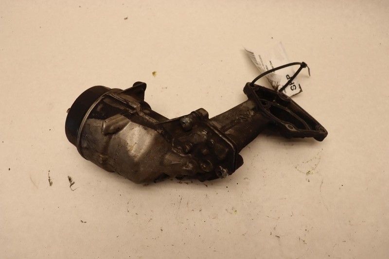 2011-2013 MERCEDES E-CLASS E350 W212 3.0L DIESEL SEDAN OIL FILTER HOUSING OEM