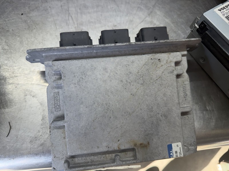 2008 FORD ESCAPE OEM Engine Control Computer 8M6A-12A650-BD - BG
