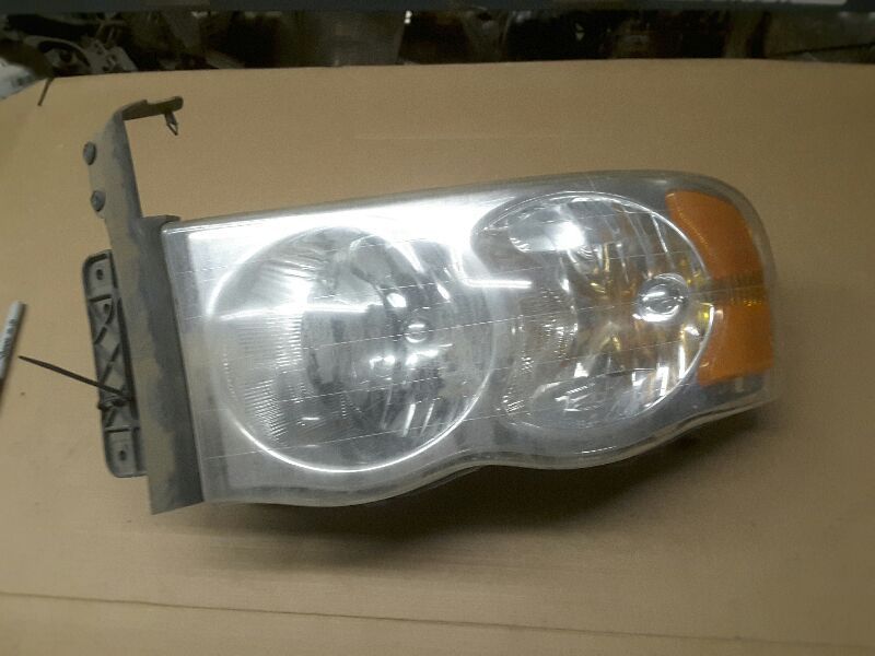 02 03 04 05 DODGE RAM 1500 PICKUP L. HEADLIGHT 44511