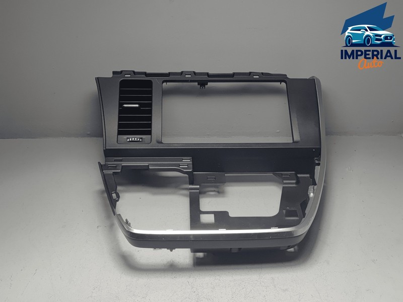 TOYOTA SIENNA DASH CENTER DISPLAY SCREEN BEZEL COVER & AIR VENT OEM 2015 - 2019