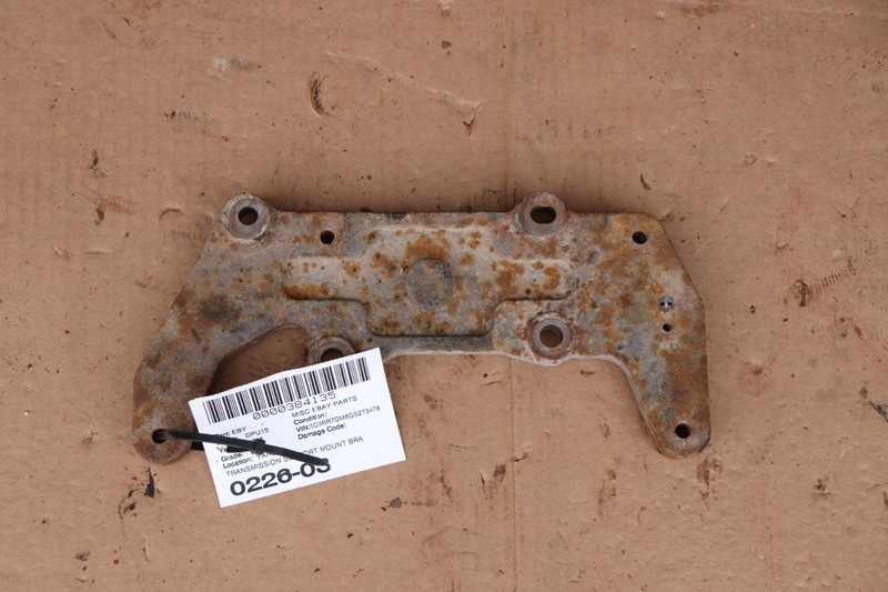 2014-2018 DODGE RAM 1500 4WD 3.0L DIESEL TRANSMISSION SUPPORT MOUNT BRACKET OEM