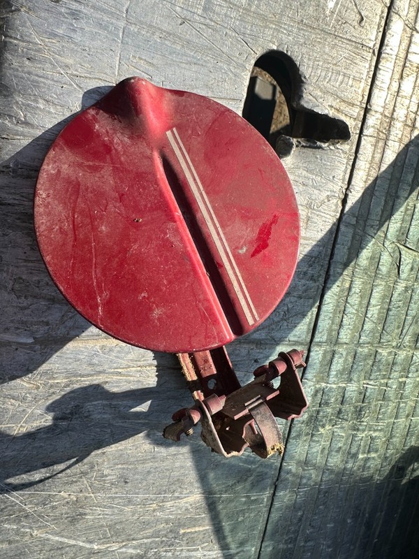 01-10 CHRYSLER PT CRUISER OEM RED FUEL FILLER TANK DOOR GAS LID