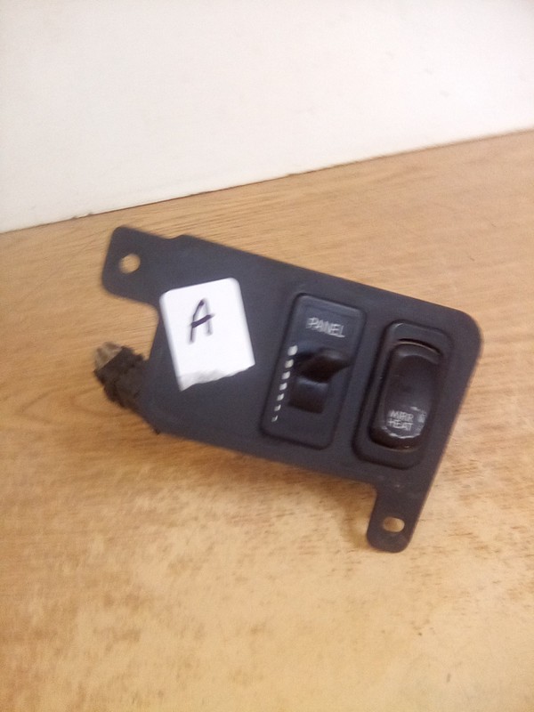 Freightliner 22-58779-001 Rocker Switch Panel