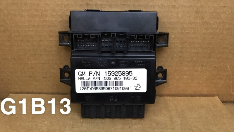 15925895 2007-2014 GM TAHOE ESCALADE YUKON ACADIA MEMORY SEAT CONTROL MODULE