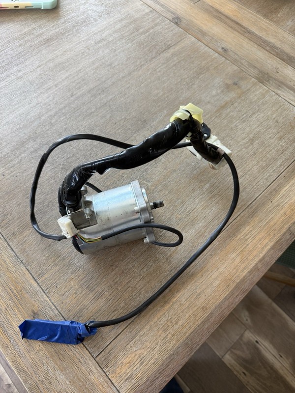 OEM 2007Toyota RAV4 2.4L FWD Electric Power Steering Column Pump Assist Motor
