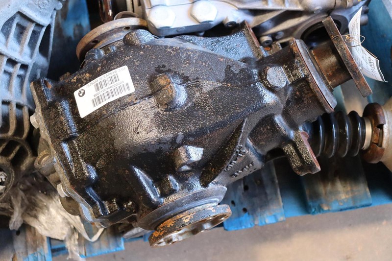 2008 BMW Z4 E85 3.0L SI A/T REAR AXLE DIFF DIFFERENTIAL CARRIER 3.64 RATIO OEM