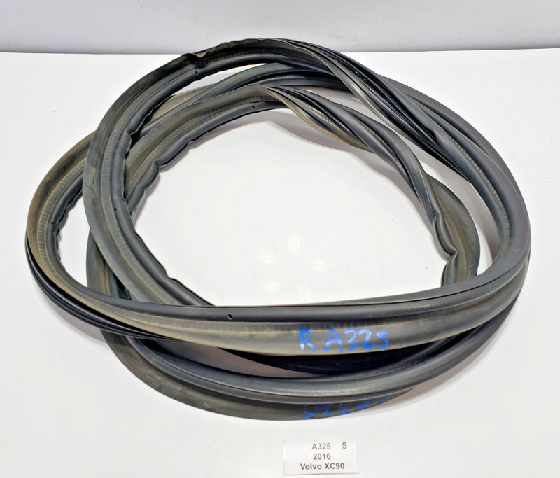 ✅ 2016-2024 OEM Volvo XC90 Rear Tailgate Liftgate Door Body Weather Seal