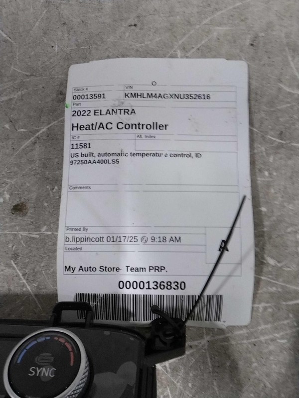 Used A/C Selector Switch fits: 2022 Hyundai Elantra Korea built Canada market au