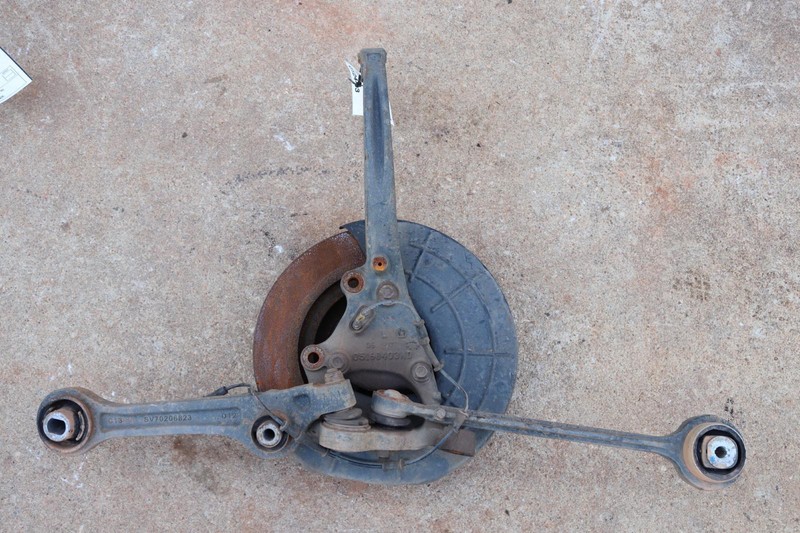2012-2014 DODGE CHARGER R/T RWD FRONT LEFT SPINDLE KNUCKLE WHEEL HUB ASSY OEM