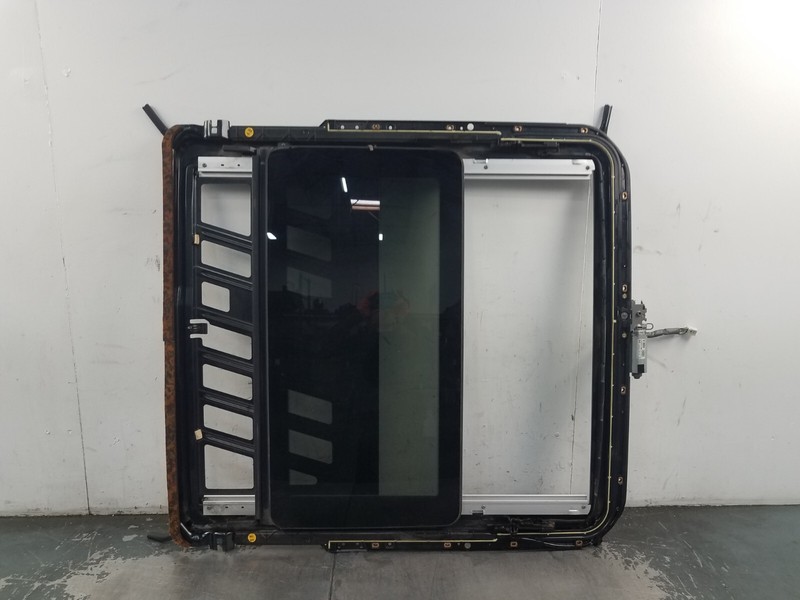 2007 Mercedes AMG E 63 Sunroof Assembly 7711 M7