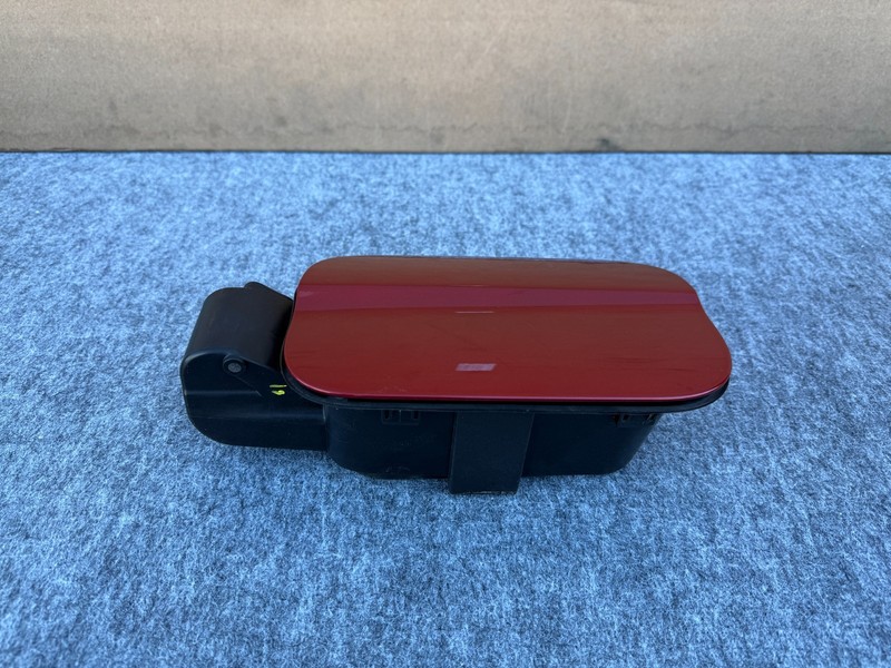 GENESIS G70 2019-2026 OEM FUEL TANK GAS LID DOOR HOUSING ASSEMBLY (RED)