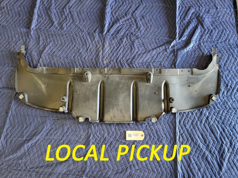 Used Oem Mercedes 1186805100 Engine Under Cover Splash Shield for 2023 CLA250