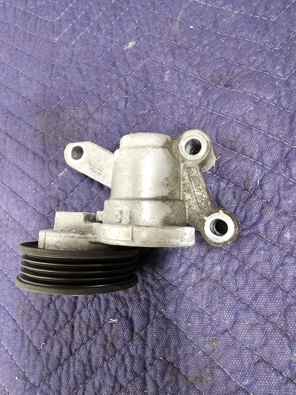 2013 12 14 15 Ford EscapeENGINE IDLER PULLEY