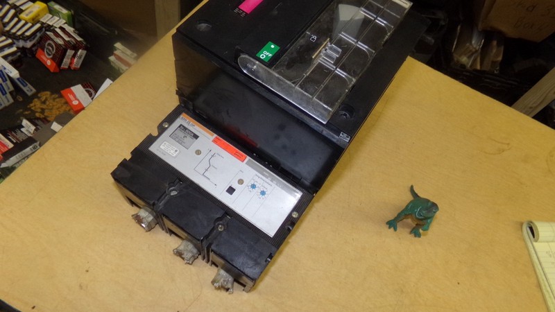 Merlin Gerin Compact, 660V, 12-716072-61, 3 Pole, CK800HH *FREE SHIPPING*