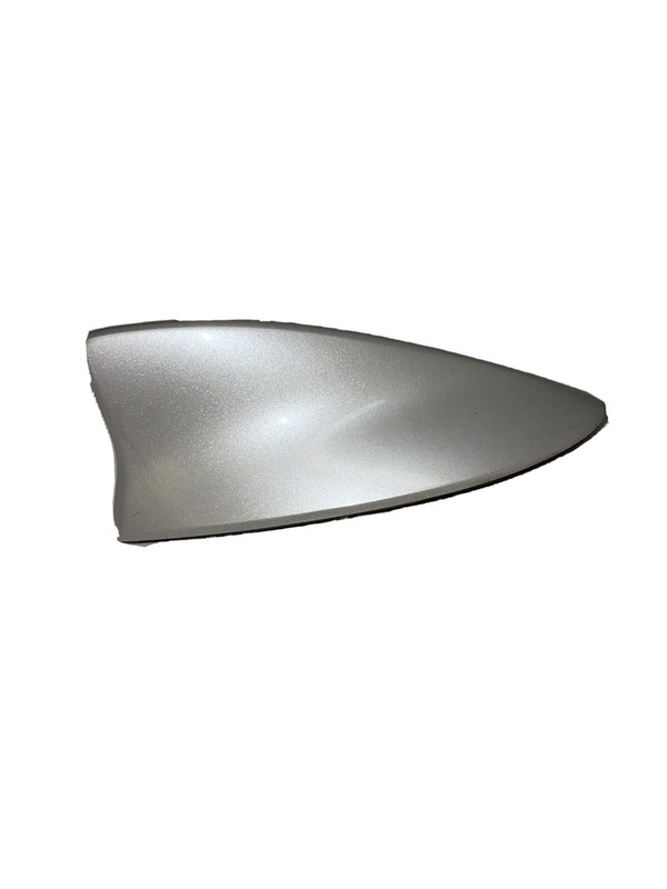 16 17 LEXUS IS200T ROOF SHARK FIN ANTENNA ASSY PCODE 083 WHITE OEM 8686053070