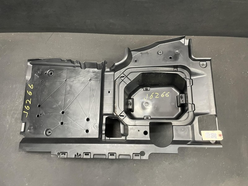 Front Left Floor Under Seat Storage Tray Cover 2018 Jeep Grand Cherokee 11 - 21