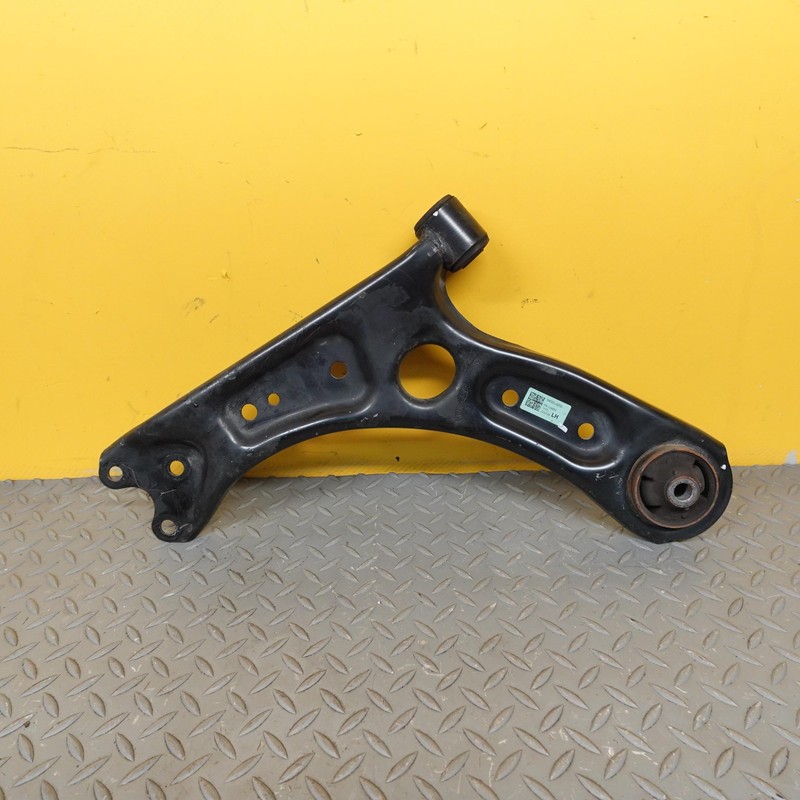 2018-2023 HYUNDAI KONA Front Left Side Lower Control Arm Oem 54500j9000