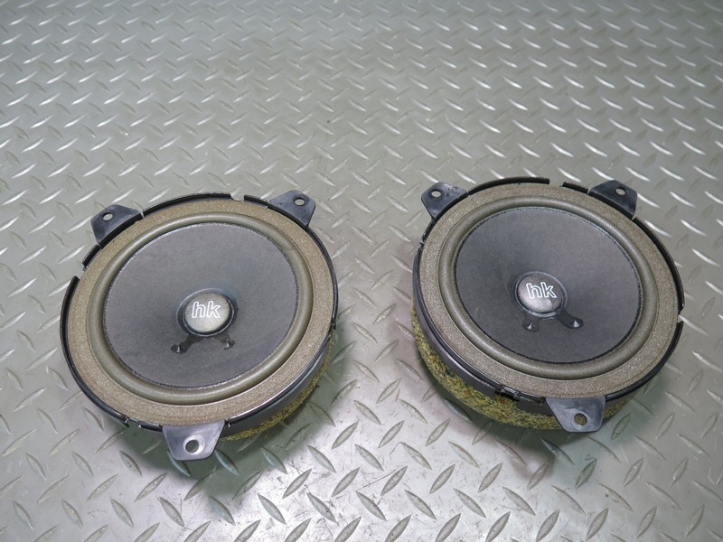 2001-2006 BMW E46 M3 3-SERIES CONVERTIBLE REAR HARMAN KARDON SPEAKER SET