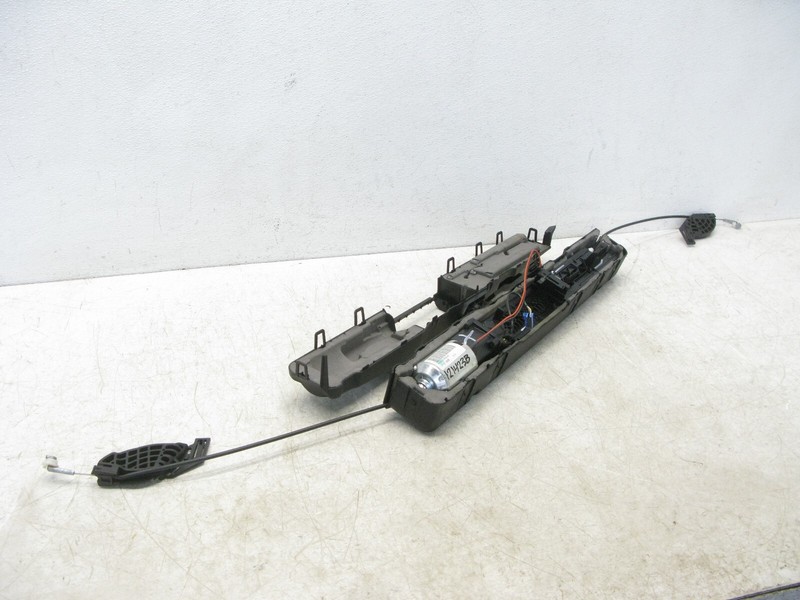 10-18 MERCEDES W212 E350 CLS63 AMG TRUNK LID PULL DOWN MOTOR OEM 121423B