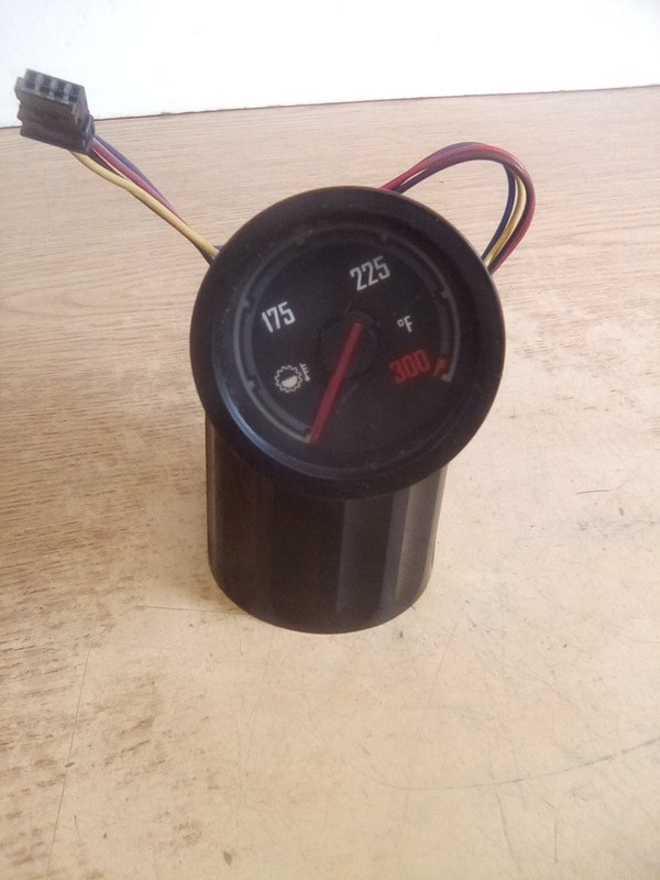 Mack 22989537-P01 Oil Temperature Gauge