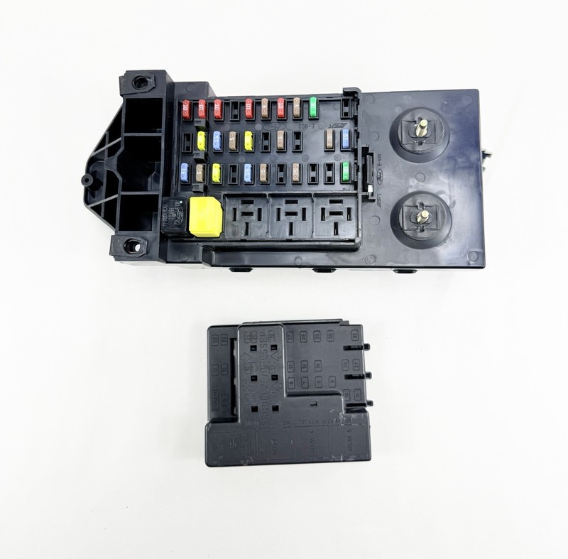 1999-2003 Ford F-150 F-250 4x4 Interior Dash Fuse Box OEM 1L3T-14A067-AB