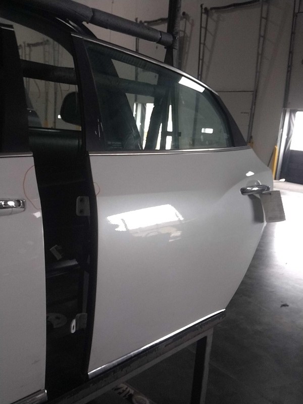 2015 Hyundai Equus Left Door White 4DR Sedan OEM Used 358775 82000 Miles