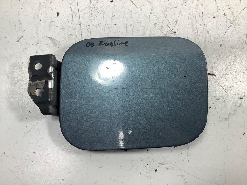 06-014 Honda Ridgeline Gas Door Blue OEM