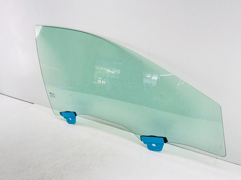 2013-2019 CADILLAC XTS FRONT RIGHT PASSENGER SIDE DOOR WINDOW GLASS OEM