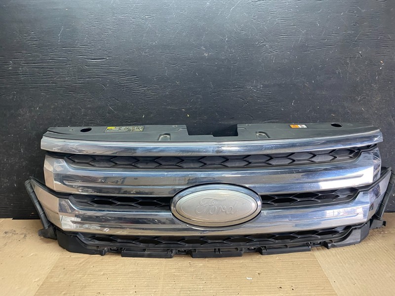 2011 2012 2013 Ford Edge Front Upper Chrome Grille Grill Oem v3337 GD
