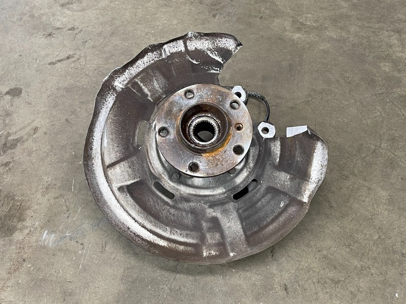 ⭐2012-2018 BMW 6-SERIES AWD REAR LEFT SIDE SPINDLE KNUCKLE HUB OEM LOT2402