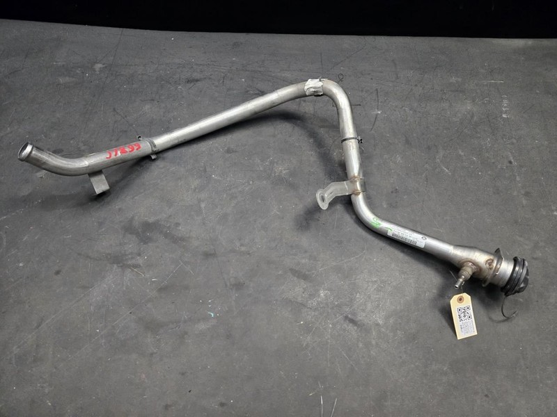 Fuel Filler Neck 2018 Land Rover Range Rover Velar J8A2-9034-AB 2019 2020