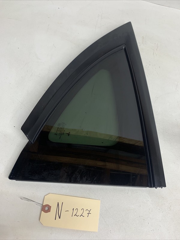 2020-23 TESLA MODEL Y REAR RIGHT PASSENGER RH SIDE QUARTER GLASS WINDOW 1227 B65