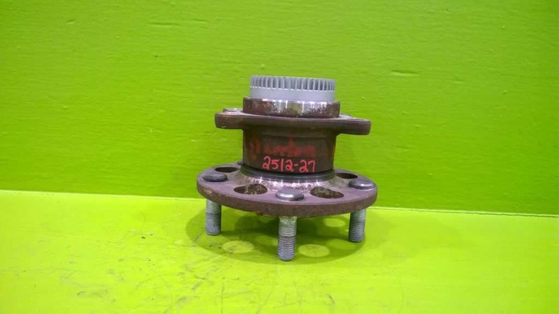 11 12 13 14 15 16 17 HYUNDAI ELANTRA REAR WHEEL HUB OEM 2512-27