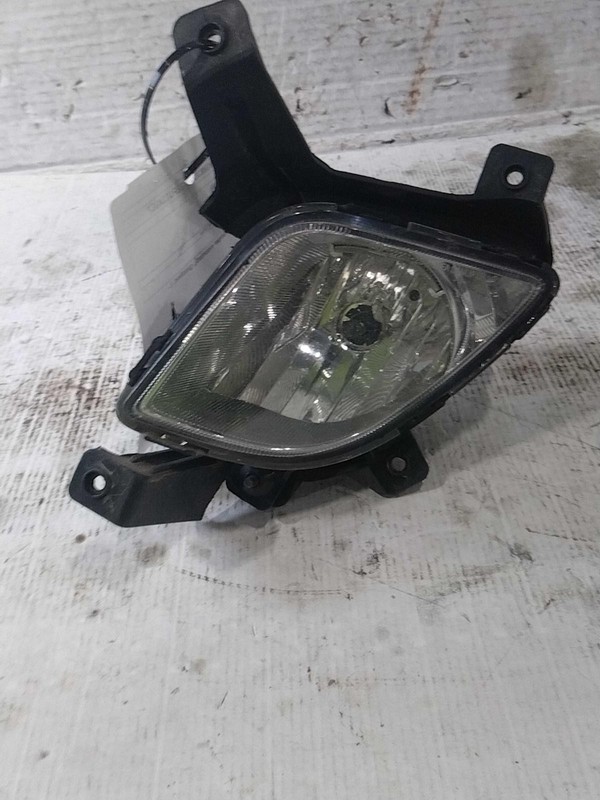 2015 Hyundai Tucson Left Fog Light Assembly Black OEM 331511 Used 140K Miles