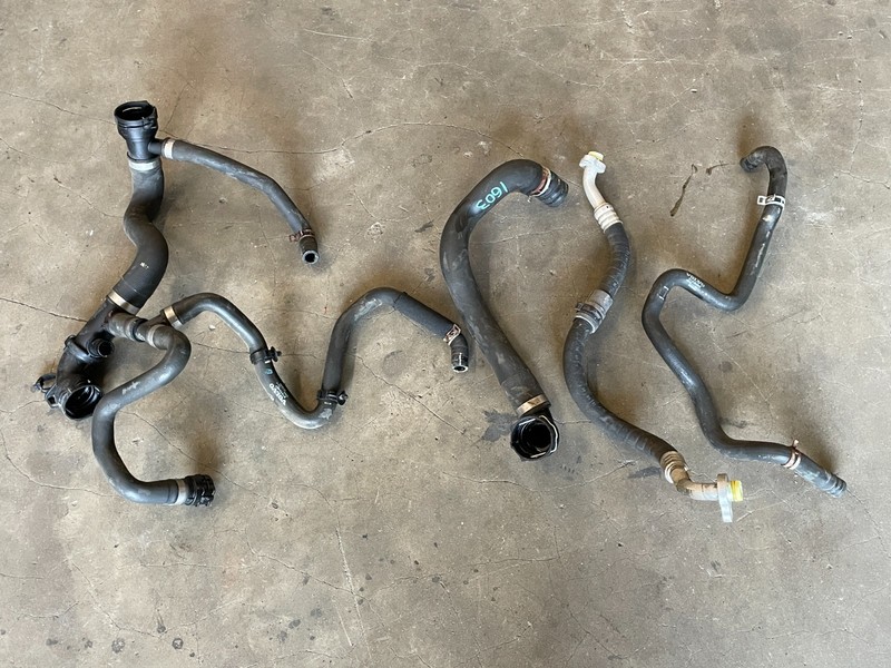 18 19 20 21 22 Volvo XC60 Engine Coolant Hose Tube Pipe Set 2.0L 1603 OEM